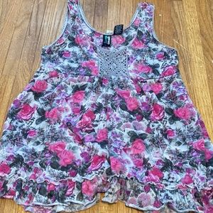 Floral tank